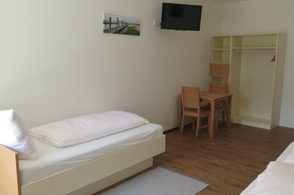 Pension Casa Topolino Винер-Нойштадт Экстерьер фото