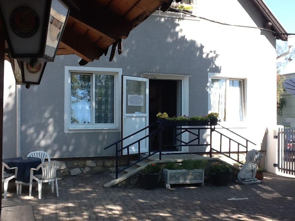 Pension Casa Topolino Винер-Нойштадт Экстерьер фото