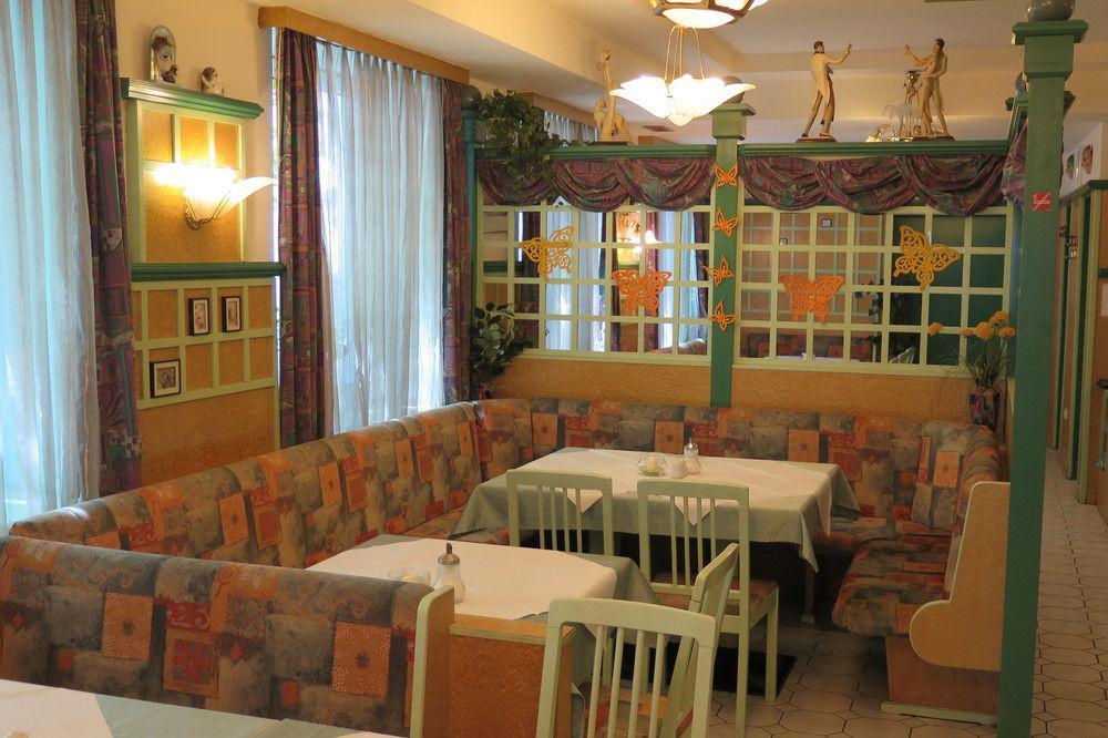 Pension Casa Topolino Винер-Нойштадт Экстерьер фото